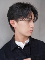 ニコトウキョウ 新宿(nico TOKYO)&nbsp;刈り上げセンターパートテーパーフェードカットニュアンスパーマ