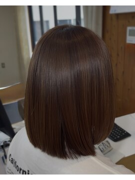 ヘアーメイク ダンス(hair make DANCE) エアストレート×美髪形成で自然な艶髪に