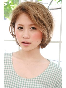 ヘア サルーン マイア 町田駅店(hair saloon maia) 耳かけ小顔な外国人風ショートボブ☆