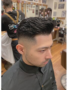 グルーマーズトウキョウ(GROOMER/S TOKYO) バーバースタイル 【 フェード パーマ バーバー 】