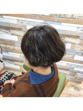 ハウオリ ヘアーワークス(Hauoli hair works) フワフワマッシュスタイル