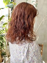 テトヘアー(teto hair) 赤毛　外国人　パーマ　強め　ミディアム　セミロング