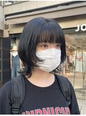 ＊個性的ミディアムウルフレイヤーカット！黒髪ネオウルフカット