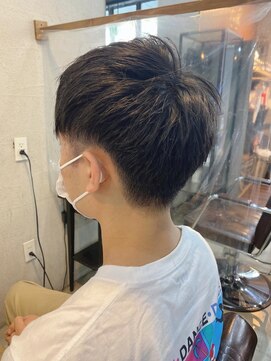 クレメント サロン ブル(Clement Salon Bull) 【松戸BULL】スッキリとツーブロックスタイル