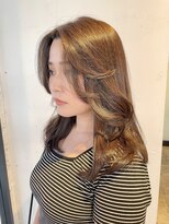 リトバイプティパ(Lit by petit-pas) ふんわり顔まわりレイヤースタイル◎