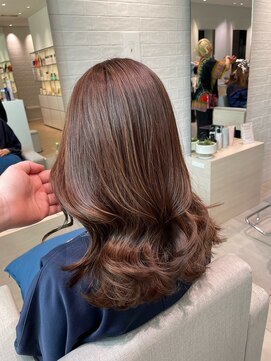 ステア ケース(stair case) 【NATASHA】ミディアム小盛りレイヤー