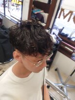 グルーマーズトウキョウ(GROOMER/S TOKYO)&nbsp;【GROOMER/S 丸山】 スペインカール メンズショート スタイル