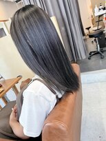 ルイス(Luis) ハイライトグレージュ
