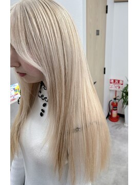 リノショアーズ 元町店(RINOSHORES) 10代20代★大人かわいいトリプルカラーブリーチブロンドカラー