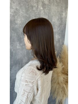 ヘアアンドメイク ムーア(Muuua) オリーブベージュ