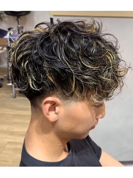 エイルバイチェリッシュ(AiL by Cherish) メンズパーマ、ハイライト