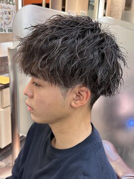 銀座マツナガ 浅草店 ツイストスパイラル/メンズパーマ/アップバング/波巻きフェード