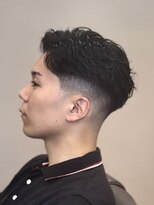 クオンヒール 淀屋橋店(QUON HEAL)&nbsp;メンズショート/七三分け/テーパーフェード/フェードカット△