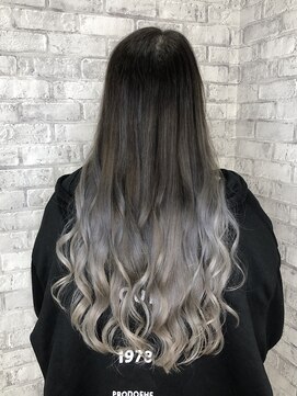 リプル(RIPPLE) グラデーションカラー×シルバーグレージュ