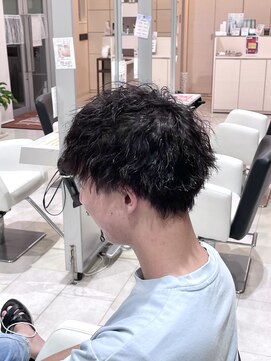 グラーツィェドゥーエ(GRAZIE due) ツイストスパイラルパーマ/ツイスパ/マッシュショート