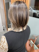 イルウィ(irwi)&nbsp;【門前仲町】デザインカラー　バレイヤージュカラー　白髪ぼかし