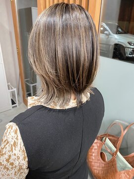 イルウィ(irwi) 【門前仲町】デザインカラー　バレイヤージュカラー　白髪ぼかし