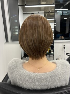 バズ サッポロ バイ フィーネ(BuzZ sapporo by Fi-Ne) ショートレイヤー