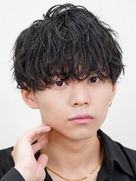 フィフス トウキョウ (fifth TOKYO) 無造作なルーズパーマ×刈り上げマッシュ◎