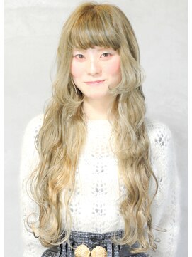 ザジヘアー(ZAZIE hair) 【ゴールドベージュカラー】フレンチウェーブロング