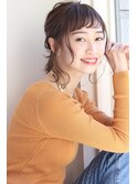 オン眉/おくれ毛/ヘアアレンジ/ゆるふわ/グレーベージュ