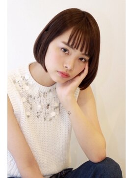 ラグゼ(Luxe) ツヤサラ美髪！シースルーバング×暗髪ボブ【Luxe高橋あや】