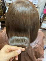 ヘアケアサロン シェーン(hair care salon Schon) イルミナカラーとやばやばトリートメントでツヤツヤ