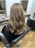 【303 HAIR AND TREATMENT】ミルクティー×ロング