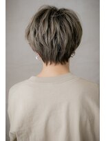 カバーヘア ブリス 上尾西口店(COVER HAIR bliss)&nbsp;グレイアッシュインナーカラーくせ毛ショートY上尾10代20代30代!