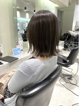 リー 尼崎(Lee) 外ハネボブグレー