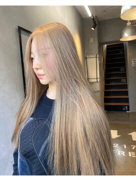 ジーナ(XENA) ミルクティー×ホワイトグレージュ