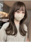 ショートヘアグレージュカラーデザインカラーシルキーベージュ