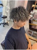 ホワイトメッシュツイストパーマメンズパーマ