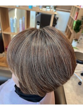 カルム(Calme) ナチュラルハイライトベージュ