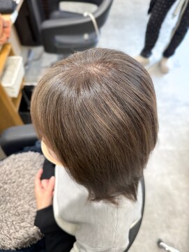 アヴァンス 京橋店(AVANCE) 白髪ぼかしハイライト