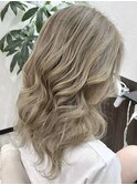 ハイトーンベージュカラーオリーブグレージュレイヤーカット堺東