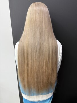 テイス 新宿(TACE) [新宿駅/くびれヘア/アプリコットオレンジ]