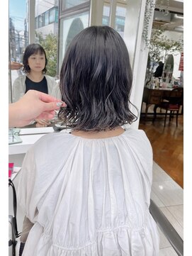 オブヘアージユウガオカ(Of HAIR Jiyugaoka) 【ボブパーマ】