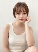 earthショートレイヤーボブミルクティー丸みショートボブ