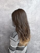 アンバール(amberl) デザイン裾カラー