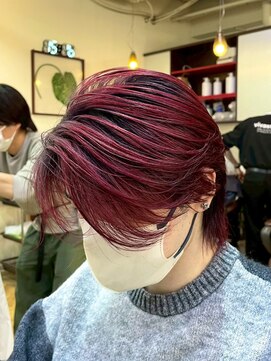 レボルトヘアー(R EVOLUT hair) MEN’S HAIR/サーフカール/刈り上げセンターパート/柏駅