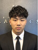 バーバークラシックス(BARBER CLASSICS)&nbsp;スペインカール/海外風パーマ/スキンフェード/フェード低め/新潟