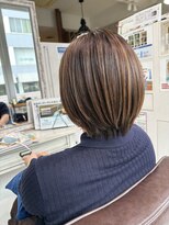 ハナビ(hanabi)&nbsp;40代/髪質改善白髪染め/女性らしさのあるショートボブ
