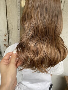 ロイジー(roijir) 【roijir 表参道】ライトグレージュ×ダブルカラー