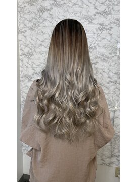 カットツー(Cut2) コントラストバレイヤージュ