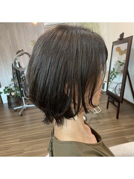 ステム トウキョウ(stem TOKYO) ちょこんと外はねボブ