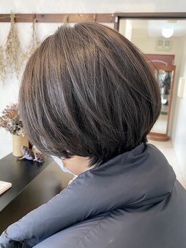 アウラ 長崎店(aura) 大人気☆丸みショート