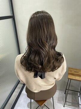 フェリア 松山(Feria) 【Feria松山】カジュアル×オリーブベージュ‐相原愛梨‐