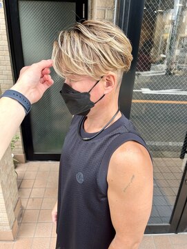 ハグ 横浜(HUG) メンズバレイヤージュ＊メンズセンターパート