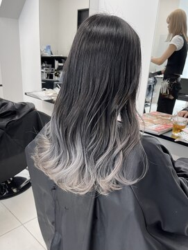 アライブ キチジョウジ(ALIVE Kichijoji) ホワイトグラデーションカラー